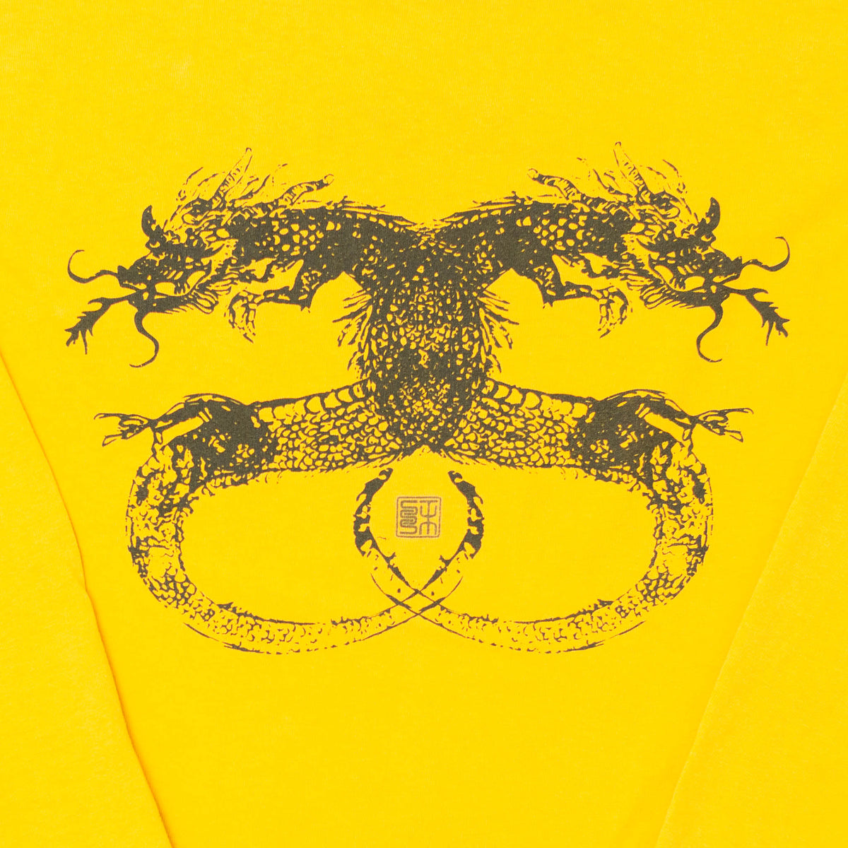 Vintage Gold Dragon Graphic Long Sleeve [Size: Large]