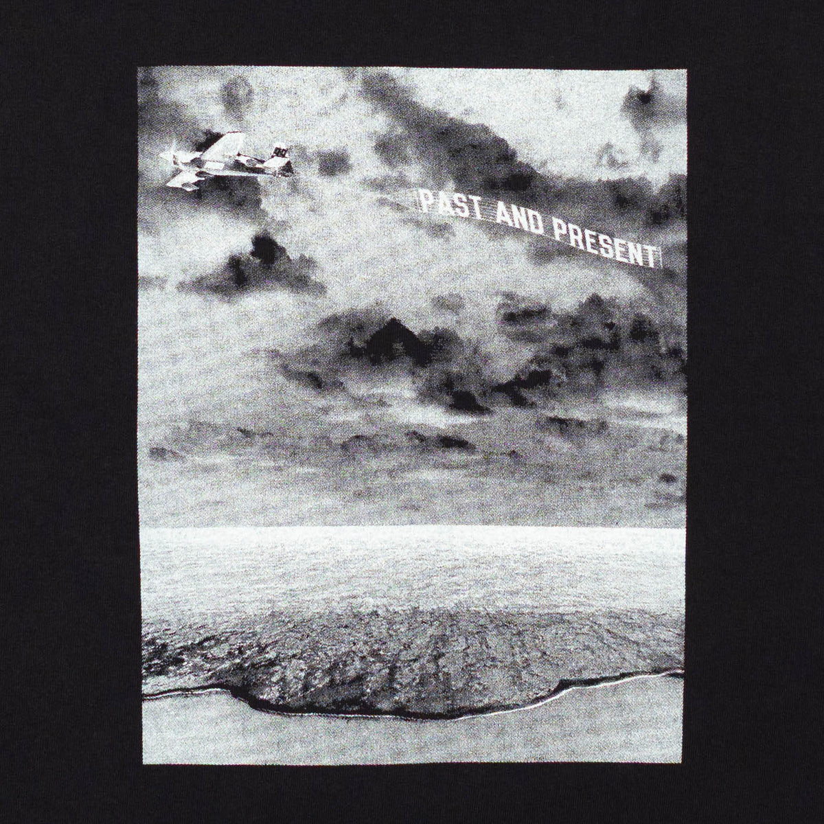 'Summer View' No Sleeve Shirt (Off Black)