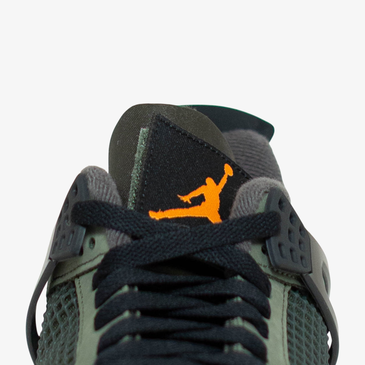 'Undefeated' Air Jordan 4 [Size: 11 US]