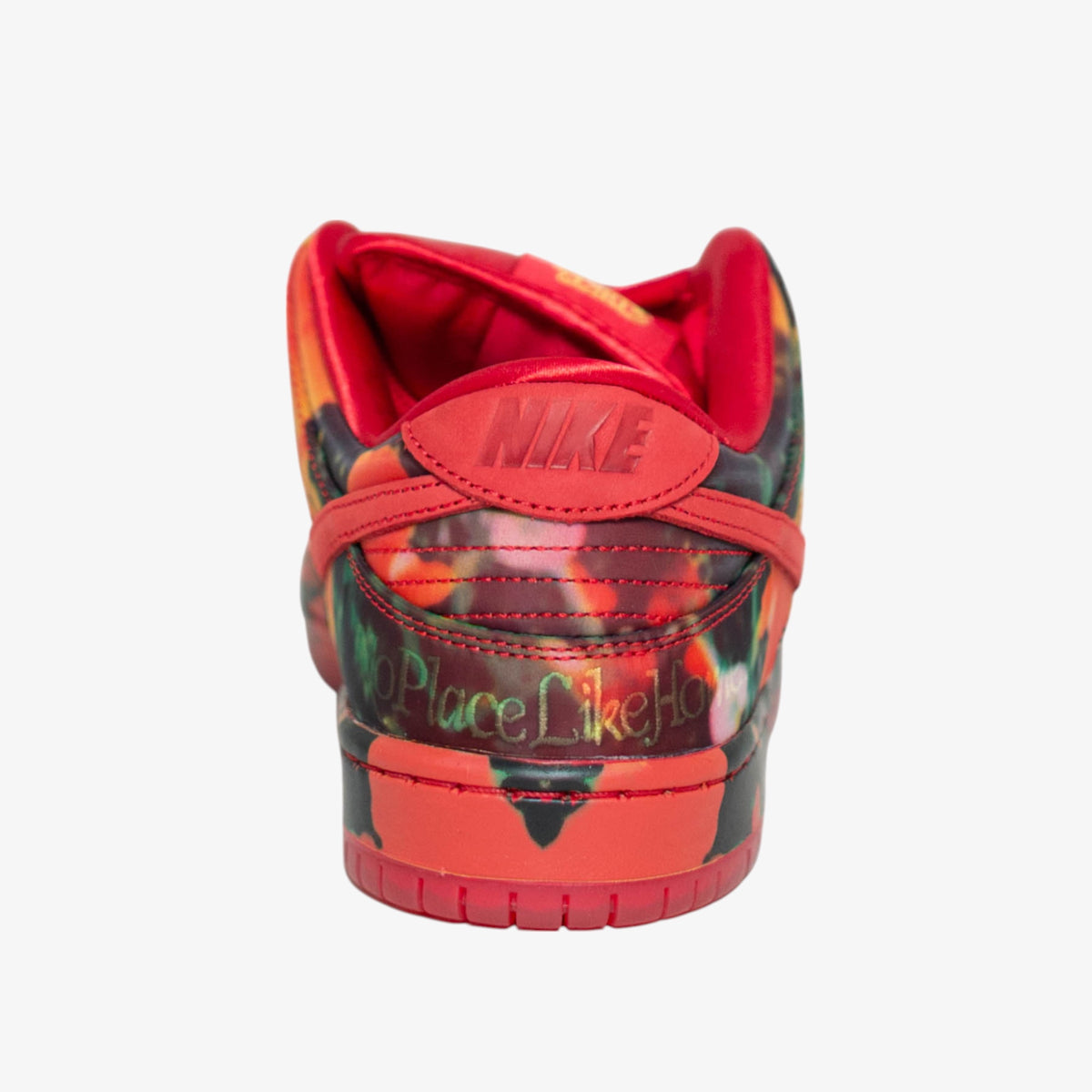 &#39;The Wizard Of Oz&#39; Nike SB Dunk Low [Size: 8.5 US]