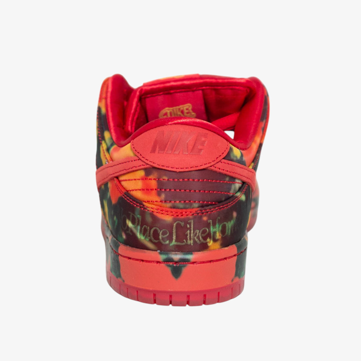 &#39;The Wizard Of Oz&#39; Nike SB Dunk Low [Size: 8.5 US]