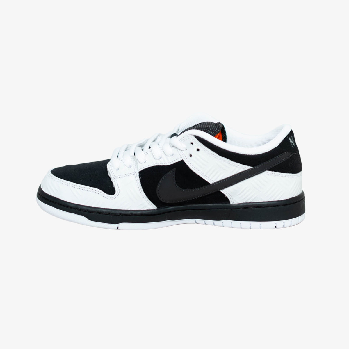 &#39;Tightbooth&#39; Nike SB Dunk Low [Size: 11 US]