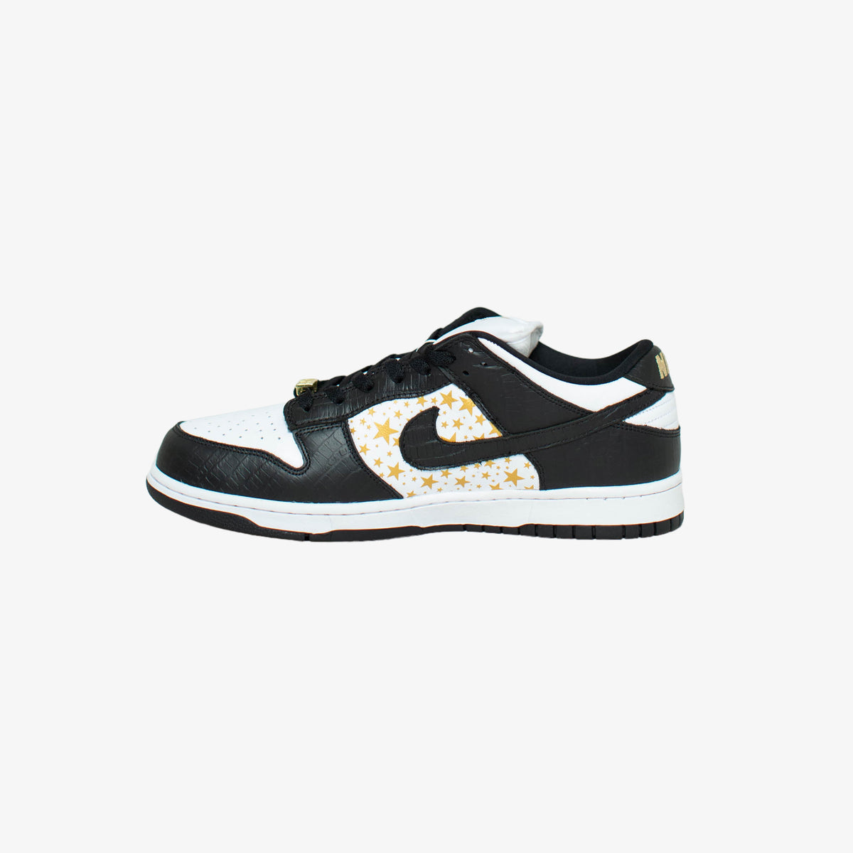 Supreme &quot;Black Stars&quot; Nike SB Dunk Low [Size: 11.5 US]