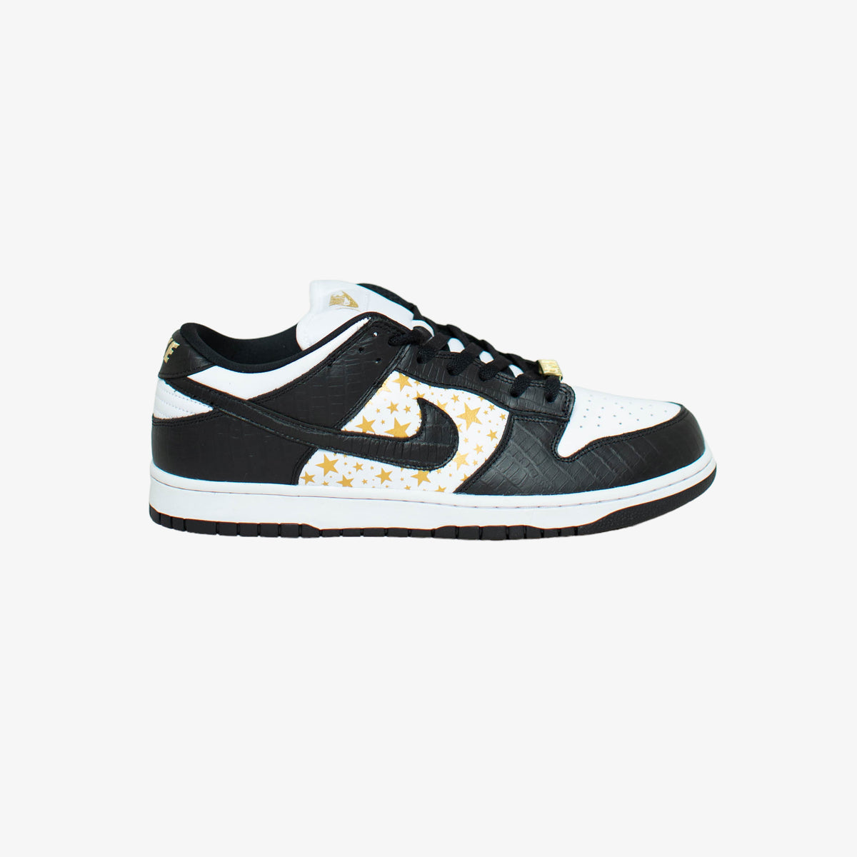 Supreme &quot;Black Stars&quot; Nike SB Dunk Low [Size: 11.5 US]